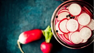 Turp Turşusu: Faydaları, yapımı ve tüketimi