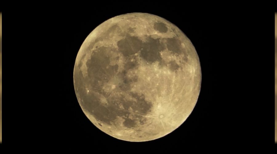 Van'da 'Süper Ay' görsel şölen oluşturdu