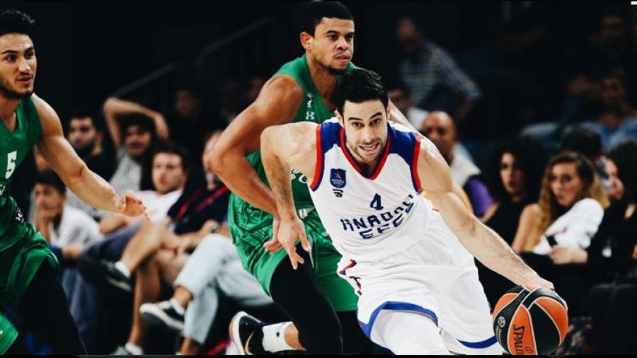 12 yıl sonra Anadolu Efes'ten ayrıldı
