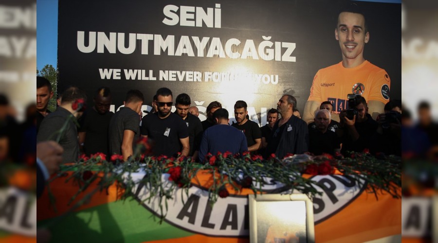 Alanyaspor, erteleme istiyor