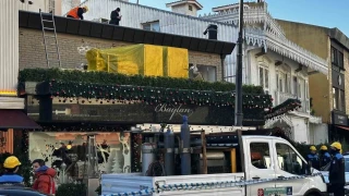 Bebek'teki Baylan Pastanesi'nin kaçak eklentisi yıkıldı