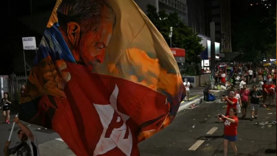 Brezilya'da darbe çağrısı yapıldı