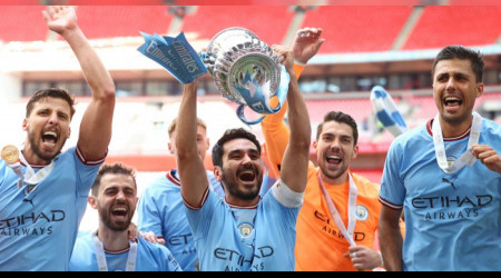 City kupalar kazanmaya devam ediyor