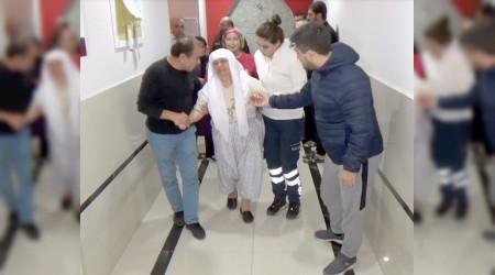 Halatı kopan asansörde panik