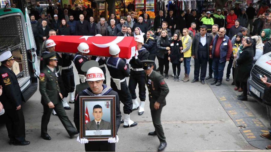 Mersinli şehit son yolculuğuna uğurlandı