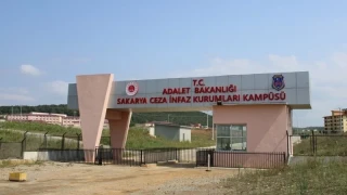 Sakarya'da cezaevindeki kavgada 21 hükümlü hastanelik oldu