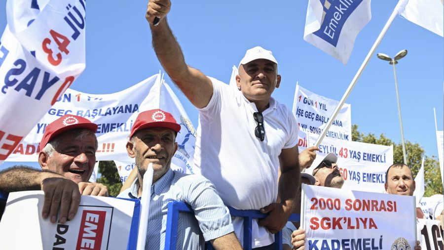 'SGK'nın özelleştirilmesi, kıdem tazminatının kaldırılması planlanıyor'