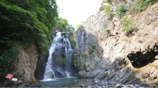 Sudüşen Şelalesi: Marmara'da şehirlere yakın doğal bir terapi merkezi