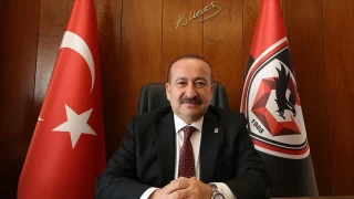 "Yönetimler panikle hareket ediyor"