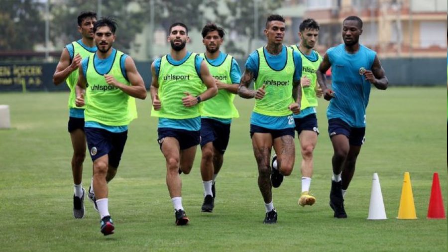 Alanyaspor kampta 3 hazrlk ma oynayacak