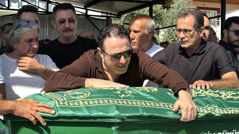 Atilla Taş'ın kızı toprağa verildi
