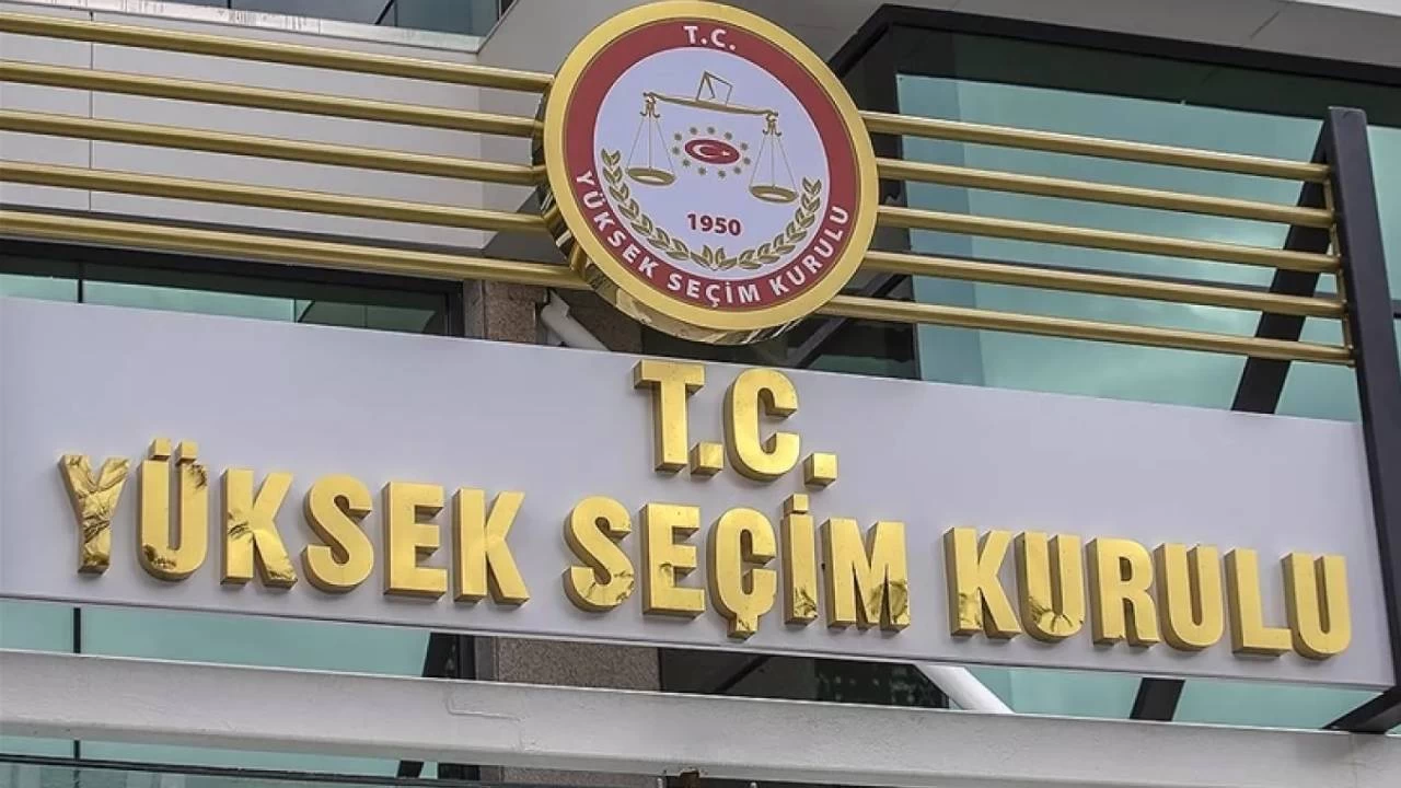 Listeler YSK'ye sunuldu, kesin adaylar 3 Mart'ta aklanacak