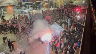 Metaş işçileri kazandı, TOFAŞ'ta büyük kutlama