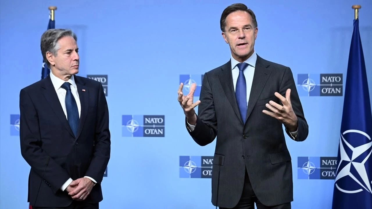 Rutte ve Blinken, Ukrayna'ya destek harcamalarn artrma mesaj verdi