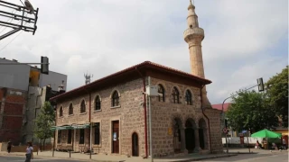Tarihin tanığı: Giresun Çınarlar Camii