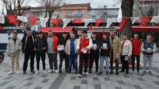 Uşak’ta gençlik hareketi: BTP gençleri sahada, halkla buluştu