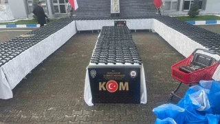 Yolcu otobüsünde binlerce silah parçası ele geçirildi