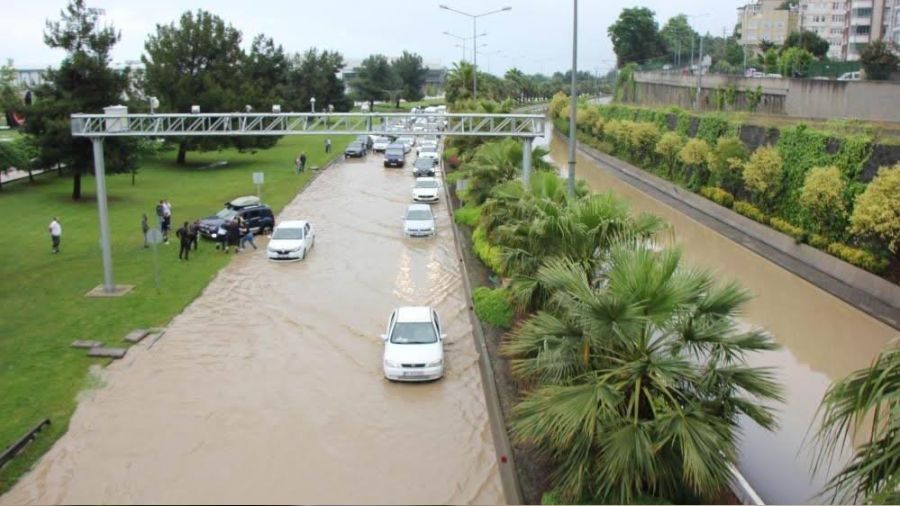 '45 dakikada metrekareye 53 kilo yağış düştü'
