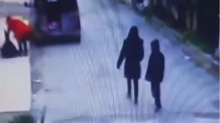 Annesinin telefon çaldırdığı çocuk devlet korumasına alındı