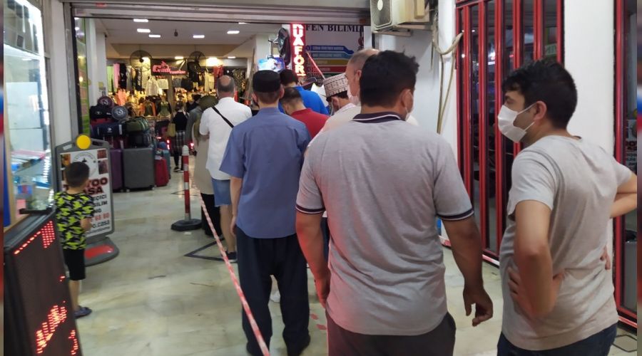 Avcılar'da unutulan eşyalar kuyruğu