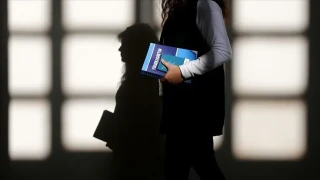 Gençlik ve Spor Bakanı Osman Aşkın Bak, 2026-2027 eğitim öğretim dönemi burs ve öğrenim kredisi başvurularının başladığını duyurdu