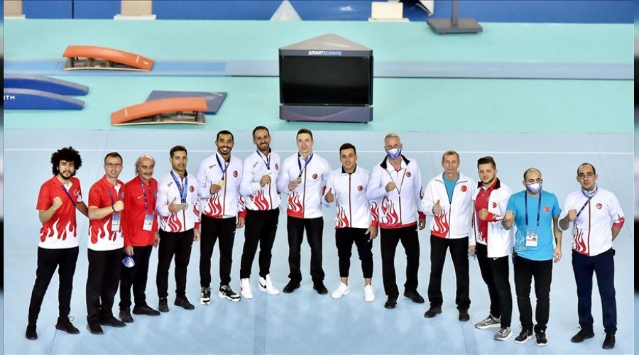 Tarihe geçen gurur tablosu