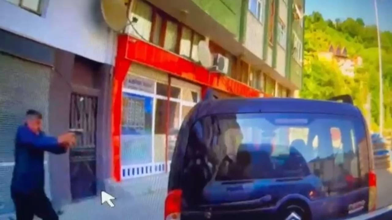 Okul servisi şoförü, trafikte tartıştığı sürücüyü öldürdü