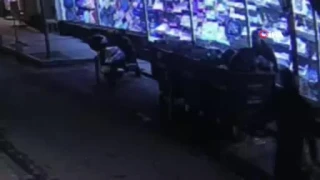 Şişli'deki dehşete ilişkin görüntüler ortaya çıktı::Cesedi valizde böyle taşımışlar
