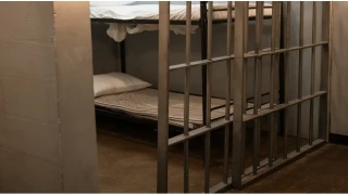 Üsküdar'da eşini kızgın yağ ile öldüren kadına 24 yıla kadar hapis talebi