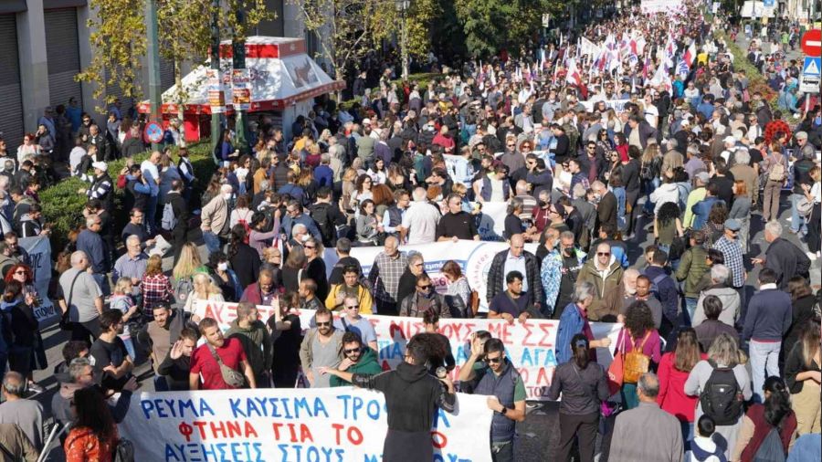 Yunanistan'da iiler grev yapabiliyor