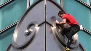 ABD'li sporcu Honnold'dan Tayvan'ın en yüksek binasına halatsız tırmanış