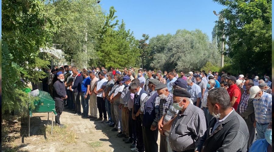 Boğularak ölen amca ve yeğen son yolculuklarına uğurlandı