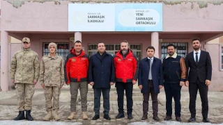 Dönem arkadaşı polislerden örnek adım