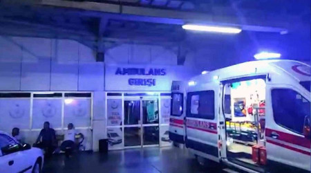 Düğün yemeğinden zehirlenen 20 kişi hastaneye kaldırıldı