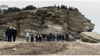 3 gündür kayıp olan kadın kayalıklarda ölü bulundu