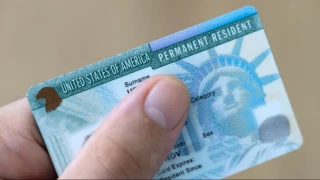 ABD, Yeşil Kart programını süresiz askıya aldı