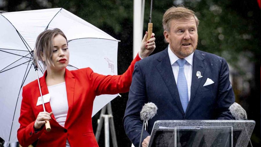 Batı makyaj tazeliyor: Hollanda Kralı'ndan 'kölelik' özrü