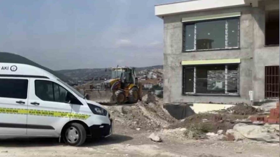 Bulduğu tüfeği kontrol ederken arkadaşını vurdu