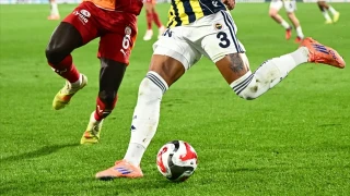 Fenerbahçe ile Galatasaray arasındaki puan farkı 3'e çıktı