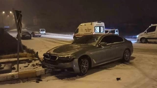 Konya'da kar ya kazaya neden oldu: 3 yaral