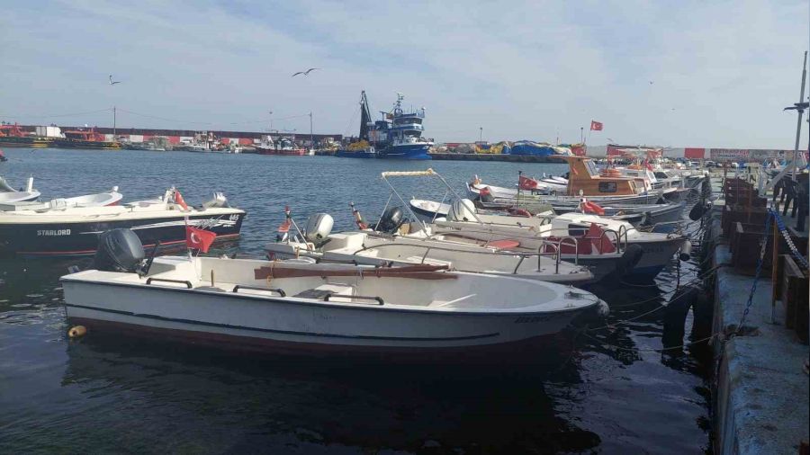 Marmara Denizi ulaşımına poyraz engeli