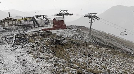 Palandöken'in zirvesi beyaza büründü