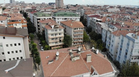 Riskli binalar tehlike saçıyor