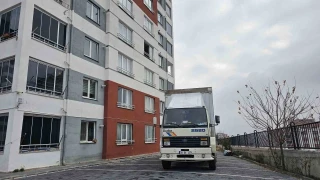Evi taşınırken tartıştığı nakliyeciyi bıçakladı