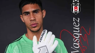 Beşiktaş kaleyi Kolombiyalı Devis Vasquez'e verdi