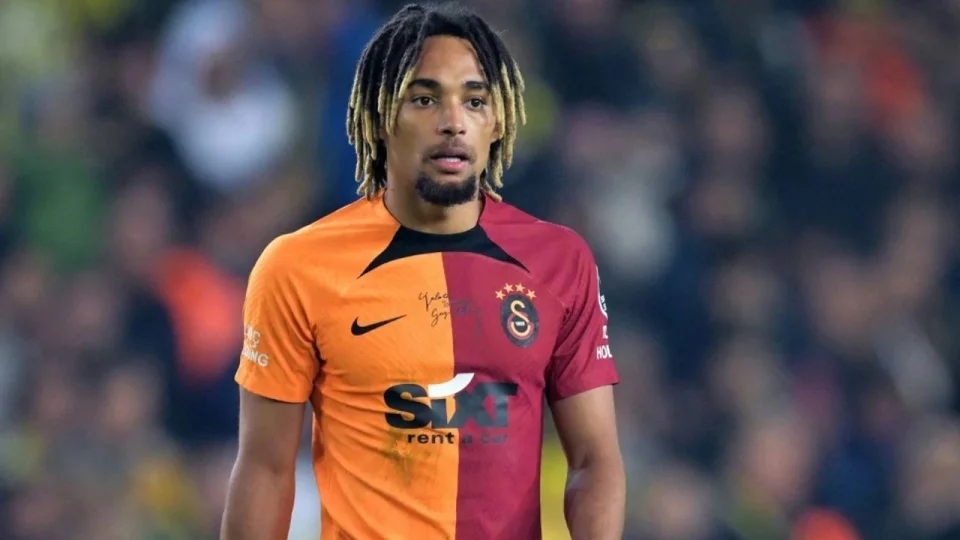 Rekor fiyata satılmıştı… Sacha Boey geri döndü