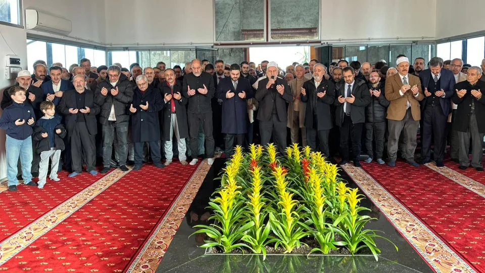 BTP’liler 7-8 Şubat’ta Viyana’da yapılacak 11. MEM Kongresi öncesinde Prof. Dr. Haydar Baş’ın kabrini ziyaret etti