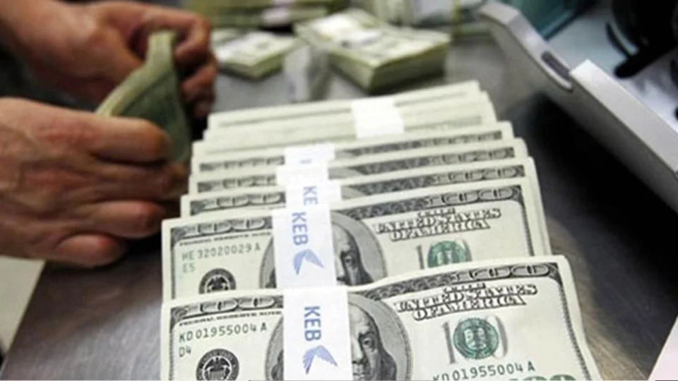 Cari denge Kasım ayında 3 milyar 996 milyon dolar açık verdi