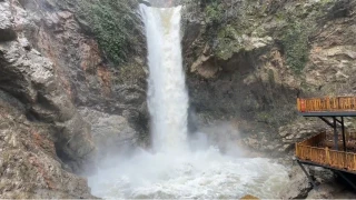 Osmaniye'de yağmurun bereketi Karaçay Vadisi'ni coşturdu