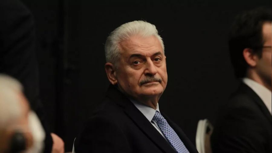 Binali Yıldırım'ın kalp krizi geçirdiği iddia edildi, Sağlık Bakanı açıklama yaptı